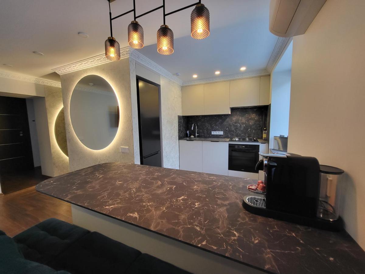 E. D. Elite Apartment Šiauliai Buitenkant foto